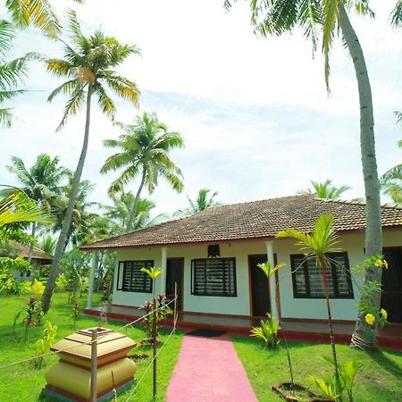 Regant Lake Village, Kollam. Chavara Ngoại thất bức ảnh