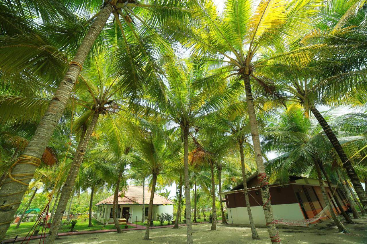 Regant Lake Village, Kollam. Chavara Ngoại thất bức ảnh