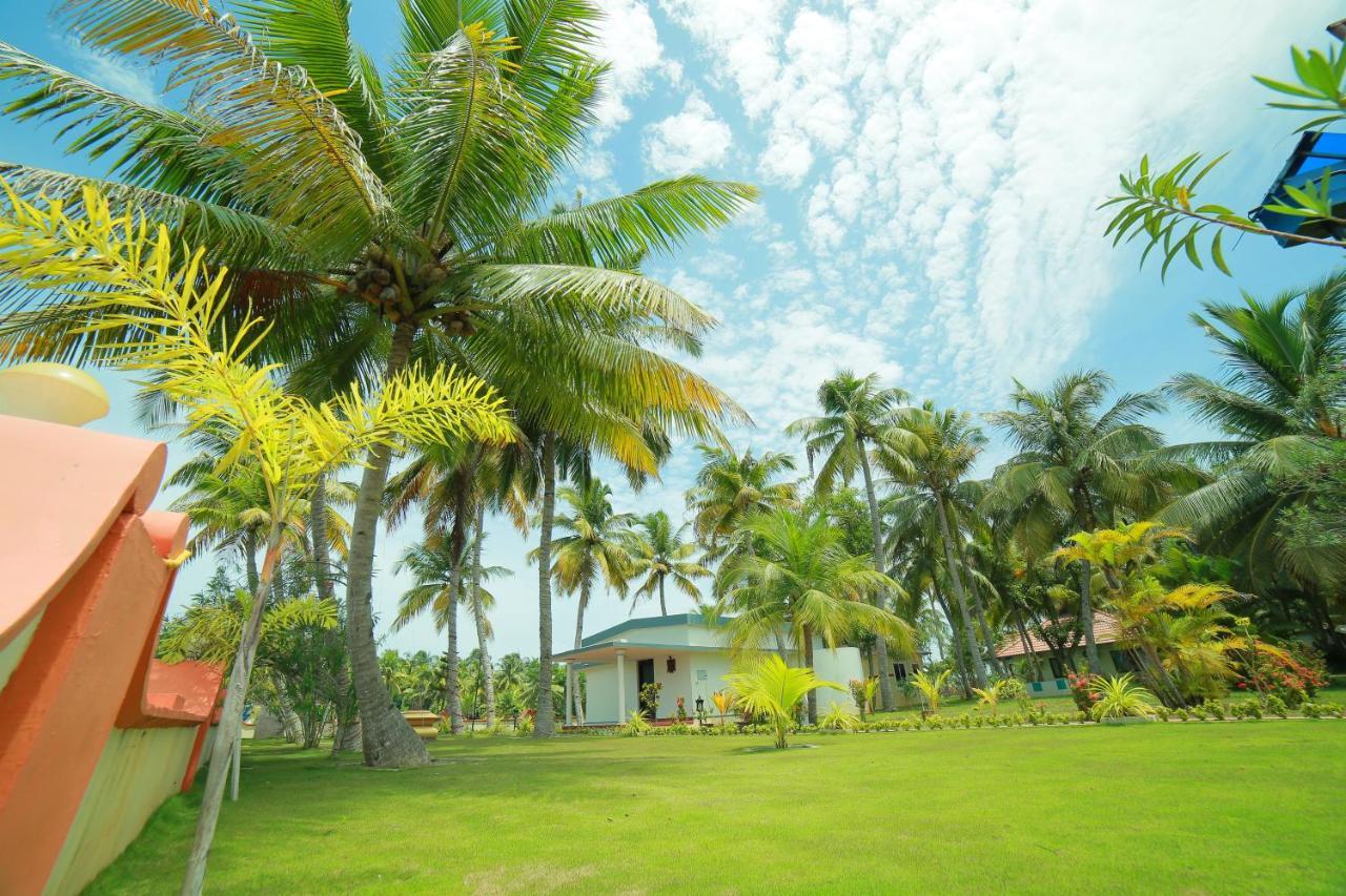 Regant Lake Village, Kollam. Chavara Ngoại thất bức ảnh