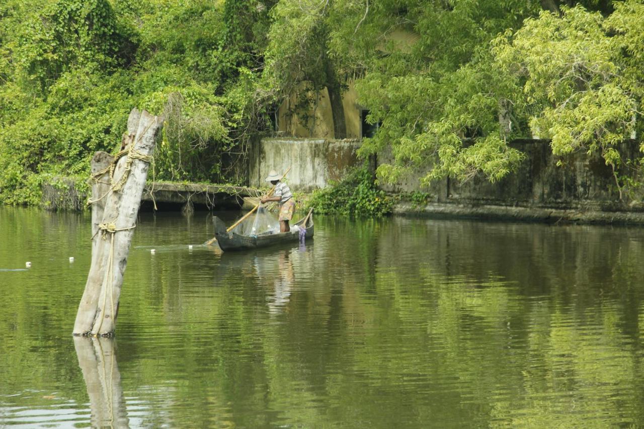 Regant Lake Village, Kollam. Chavara Ngoại thất bức ảnh