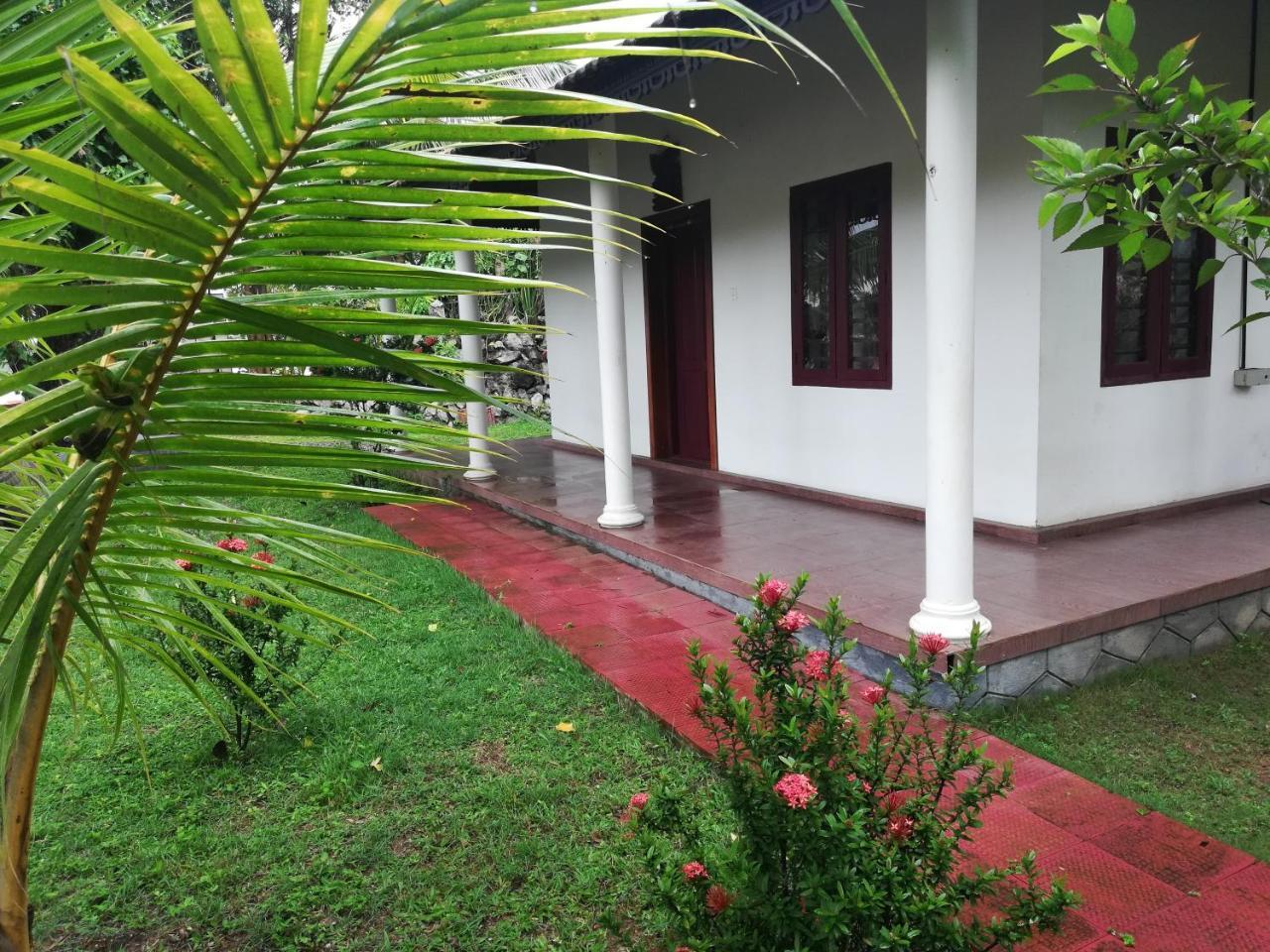 Regant Lake Village, Kollam. Chavara Ngoại thất bức ảnh