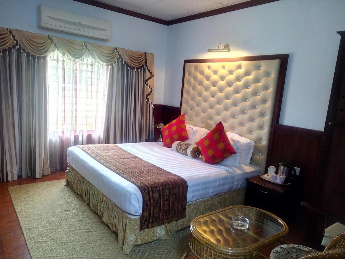 Regant Lake Village, Kollam. Chavara Ngoại thất bức ảnh
